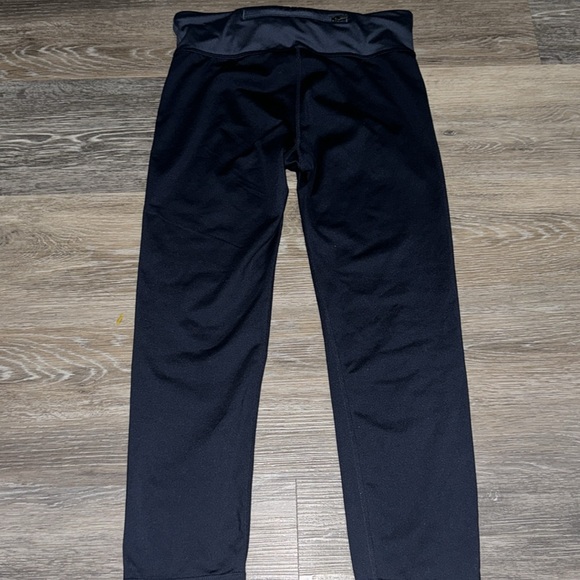 Nike Dry Fit Blue Cropped Capri Leggings - Size Small - Picture 4 of 7